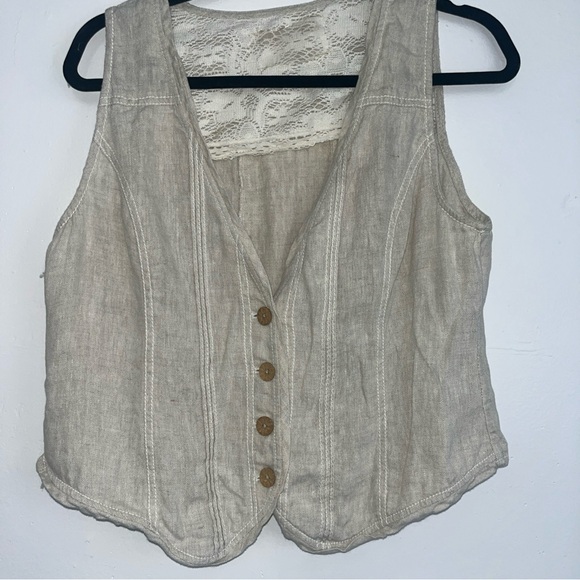 Coldwater Creek Tops - Coldwater Creek Light Tan Buttoned Tank Top